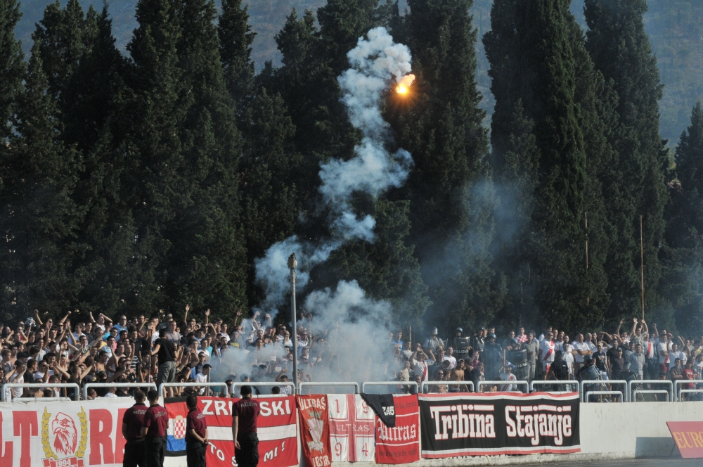 Prekinuta utakmica  Zrinjski-Velež/ Foto: Večernji list