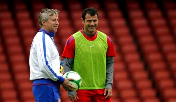 Vladimir Petrović i Dejan Stanković; foto: AP