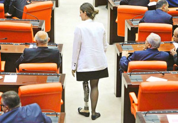 Safaq Pavey; foto: Hurriyetdailynews.com