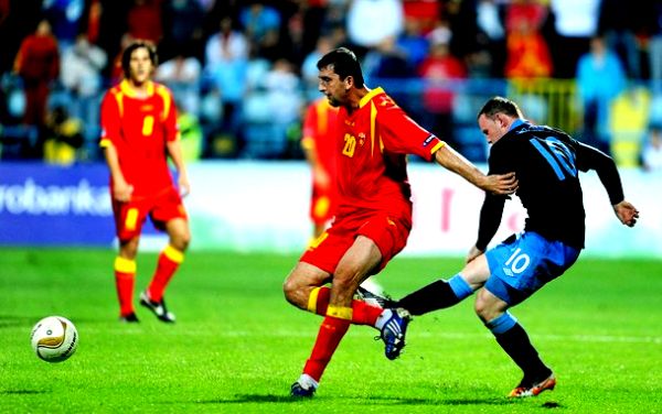 Wayne Rooney i Miodrag Džudović; foto: Getty Images