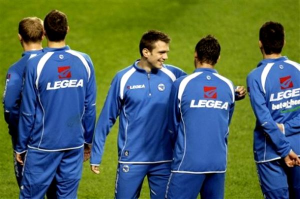 Trening bh. reprezentativaca na Luzu uoči baraža za SP; foto: AP