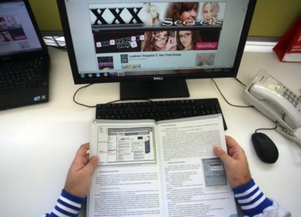 porno linkovi u udžbeniku