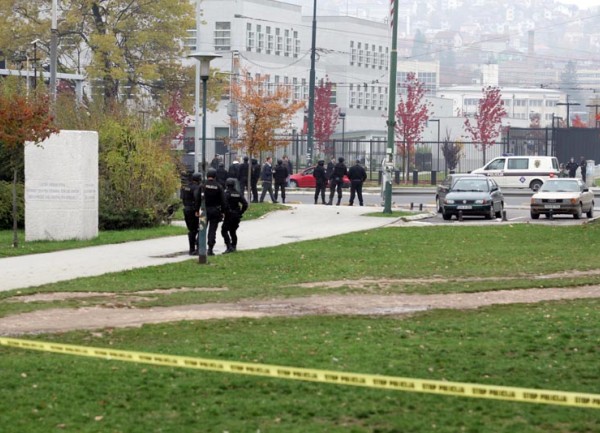 napad na americku ambasadu naslovna