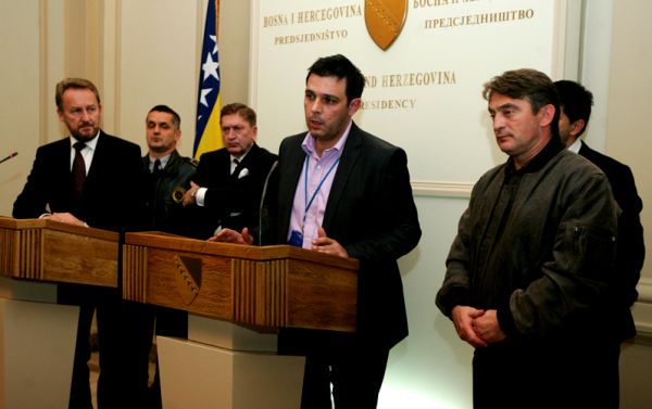 Sastanak Predsjedništva BiH i predstavnika sigurnosnih organa; foto: Depo.ba Sastanak Predsjedništva BiH i predstavnika sigurnosnih organa; foto: Depo.ba