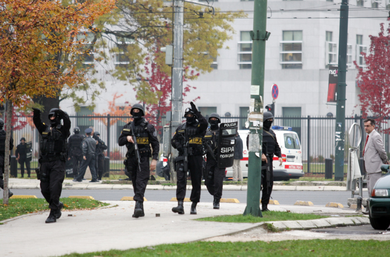 Napad na ambasadu SAD-a/ Foto: DEPO PORTAL Napad na ambasadu SAD-a/ Foto: DEPO PORTAL