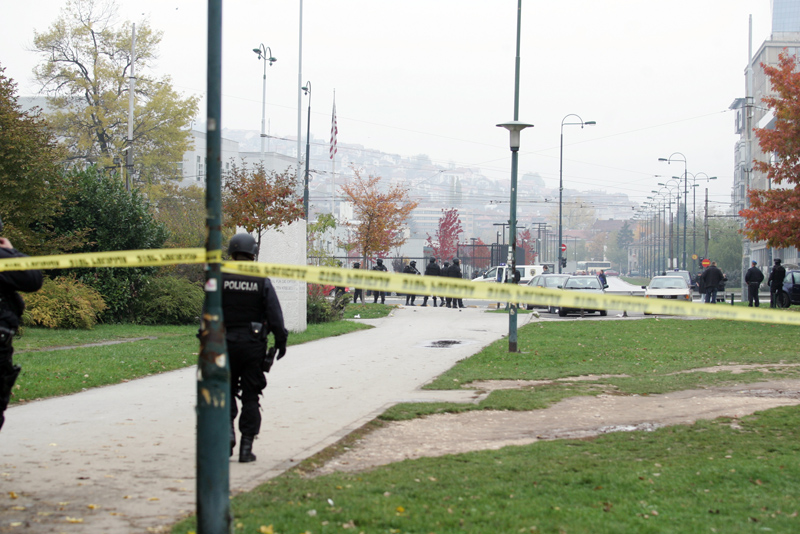 Napad na ambasadu SAD-a/ Foto: DEPO PORTAL Napad na ambasadu SAD-a/ Foto: DEPO PORTAL