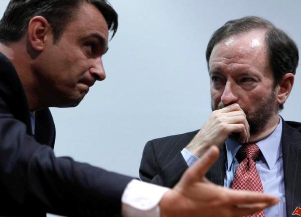 Sadik Ahmetović i ambasador Patrick Moon na press konferenciji u Sarajevu povodom terorističkog napada na Ambasadu SAD; 29. oktobar 2011/ Foto: AP