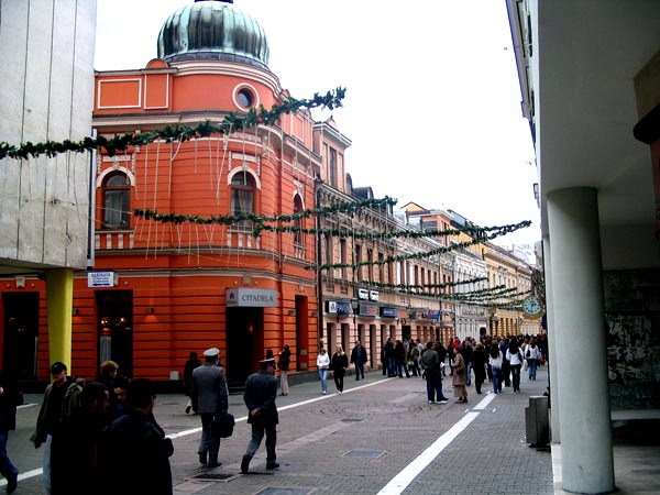 Kroz Banjaluku se na specifičan način može doživjeti duh tradicionalnog utkan u niti modernog vremena; Foto 3