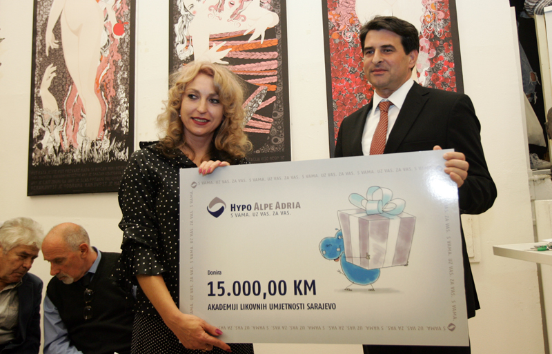 Akademije u Banjoj Luci i Sarajevu darivane su danas  s po 15 000 KM , dok će donacija Akademiji na &Scaron;irokom Brijegu u istom iznosu biti realizirana tokom novembra/ Foto: DEPO PORTAL
