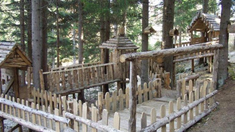 Dječije igrali&scaron;te u eko selu kod Sarajeva