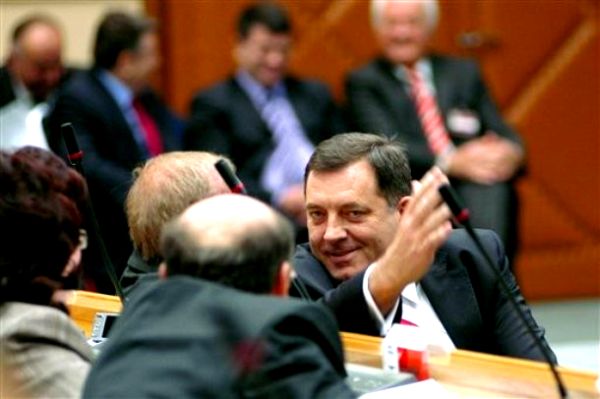 Milorad Dodik; foto: AP Milorad Dodik; foto: AP