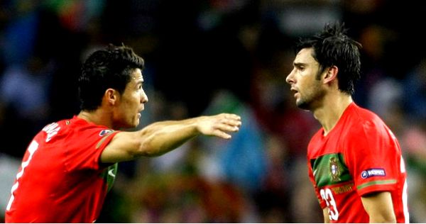 Helder Postiga i Cristiano Ronaldo; foto: Reuters