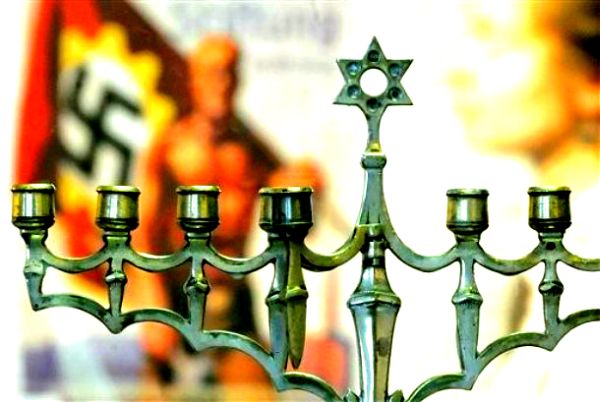 Židovske zajednice u cijeloj zemlji organizirale su komemorativne svečanosti u kulturnim centrima i na mjestima bivših sinagoga; ilustracija: AP Židovske zajednice u cijeloj zemlji organizirale su komemorativne svečanosti u kulturnim centrima i na mjestima bivših sinagoga; ilustracija: AP