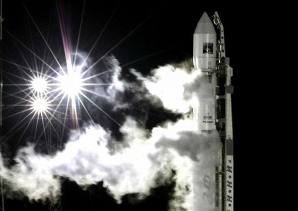 Fobos-Grunt: Lansiranje sonde; foto:Reuters Fobos-Grunt: Lansiranje sonde; foto:Reuters