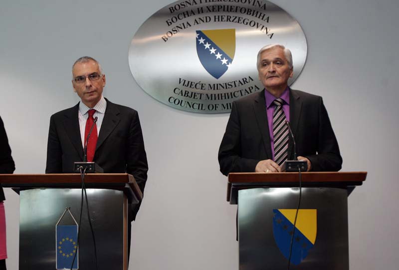 spiric-saninn spiric-saninn