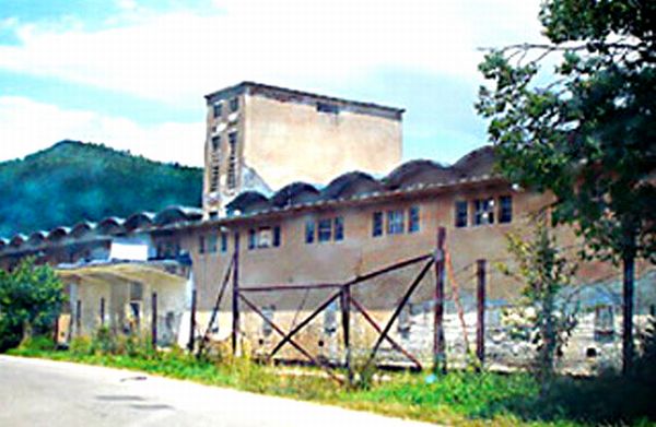 Bivši logor Silos u Tarčinu; foto: Rts.rs Bivši logor Silos u Tarčinu; foto: Rts.rs