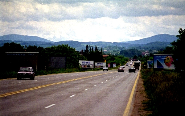 Imperija Milorada Dodika - auto put