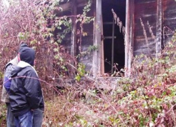 Napu&scaron;tena kuća u Miljevićima