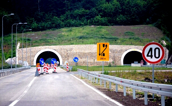 Imperija Milorada Dodika - tunel na Čemernom