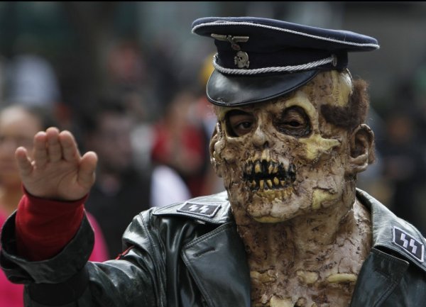 Parada zombija u Mexico Cityju/ Foto: AP