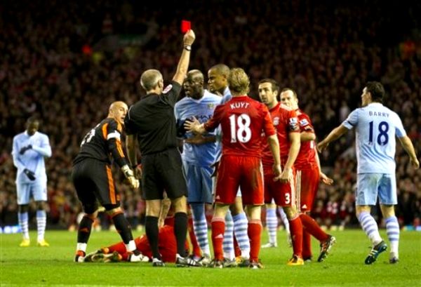 Isključenje Marija Balotellija; foto: AP Isključenje Marija Balotellija; foto: AP