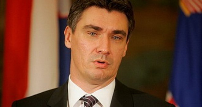 Kako je Milanović od uglađenog i odmjerenog socijaldemokrate postao primitivac i 'uličar'