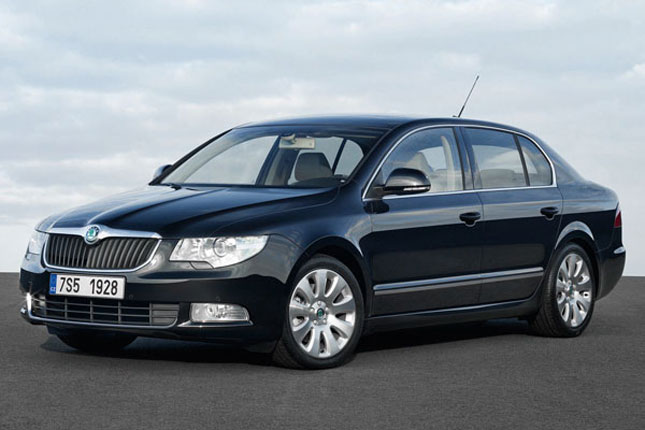&Scaron;koda Superb