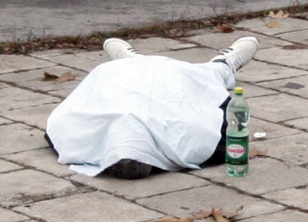 Čovjek preminuo na ulici, FOTO: DEPO Čovjek preminuo na ulici, FOTO: DEPO