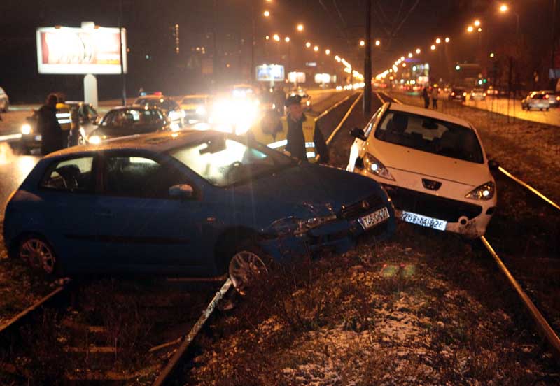 udes između grasa i otoke