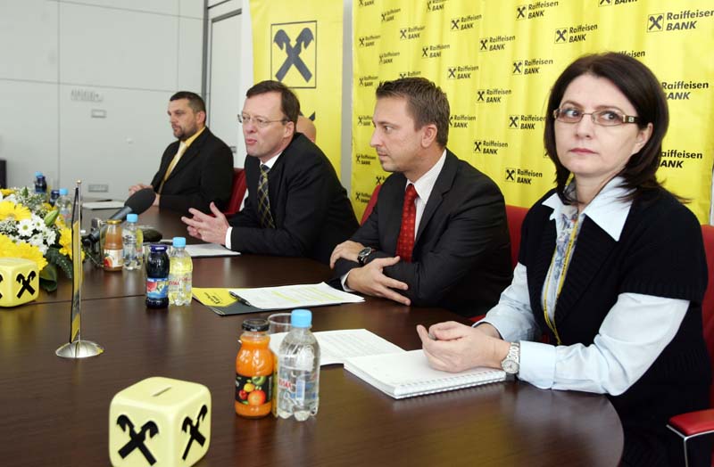 Riječ je o usluzi namijenjenoj trgovcima koja omogućava prodaju putem interneta uz prihvat MasterCard i VISA kartica prema najvišim svjetskim standardima sigurnosti/ Foto: DEPO PORTAL Riječ je o usluzi namijenjenoj trgovcima koja omogućava prodaju putem interneta uz prihvat MasterCard i VISA kartica prema najvišim svjetskim standardima sigurnosti/ Foto: DEPO PORTAL