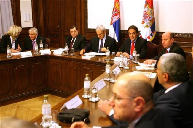 Sastanak Tadića sa predstavnicima Srba iz regiona