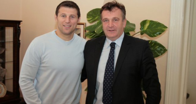 SDA kupila glas Amela Mekića!!!