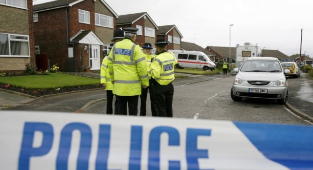 masakr u engleskoj cetvero ubijeno