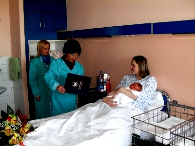 Pokloni za prvu banjalučku bebu u 2012. godini