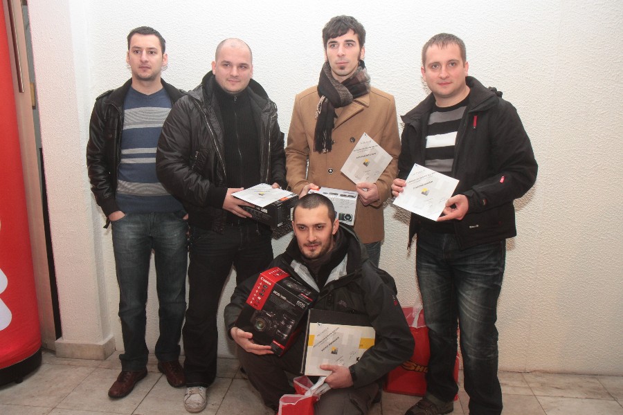 U sarajevskoj Galeriji Novi hram progla&scaron;eni pobjednici konkursa 'Fotografije godine BiH' za 2011. godinu/ Foto: DEPO PORTAL