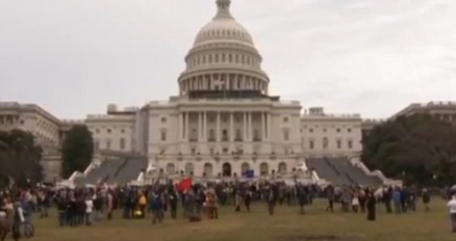 Bijela kuća tražila 10.000 aktivnih vojnika za gušenje protesta - zahtjev odbačen