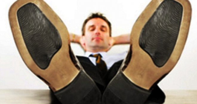 Sve po zakonu: Budžetlija godinama redovno prima platu, a onda tuži državu i dobije odštetu od 118.000 KM!  