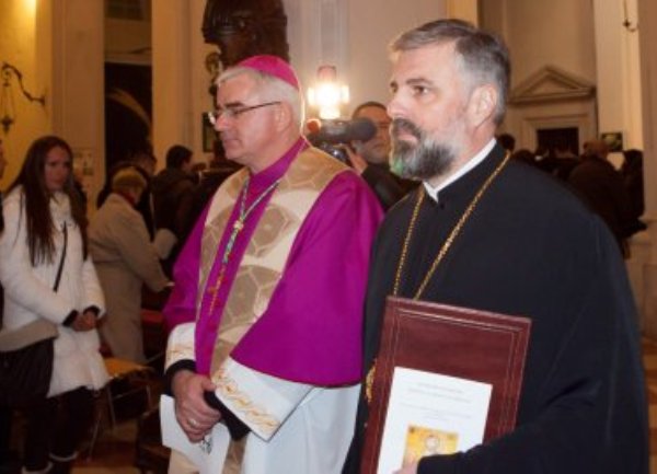 Vladika Grigorije i biskup Mate Uzinić