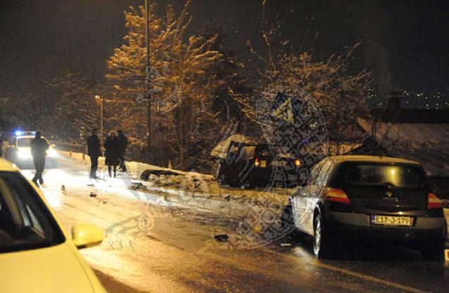Saobraćajna nesreća na raskrsnici ulica Put Mladih muslimana i Urijan Dedina u Sarajevu/ Foto: Dnevni avaz