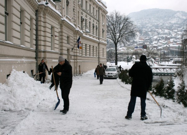 ciscenje snijega opcina centar