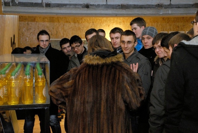 Učenici Medrese u Art depou Ars Aevi