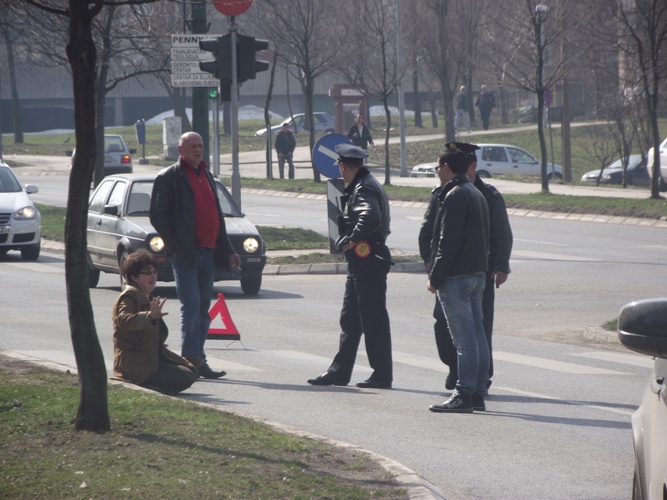 Vozilo udarilo pje&scaron;akinju u Nedžarićima/ Foto: DEPO PORTAL