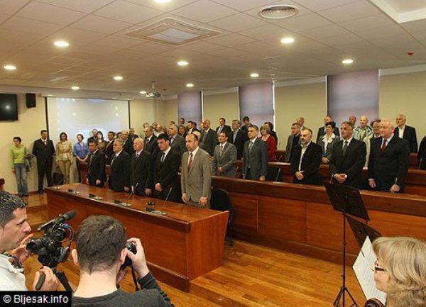 nova gradska vijecnica mostar nova gradska vijecnica mostar