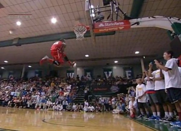 Zakucavanje James Justice