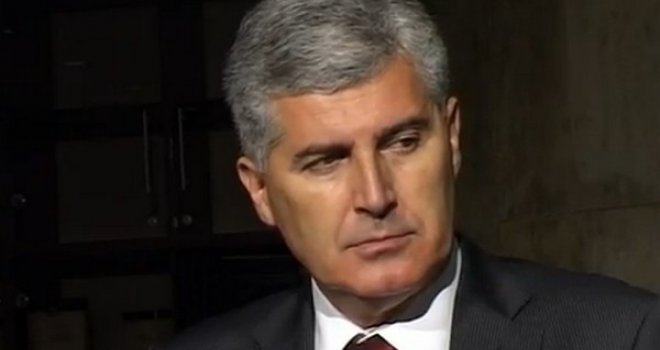 Čović: Papin poruka 'Mir vama' već uveliko je zaživjela u BiH