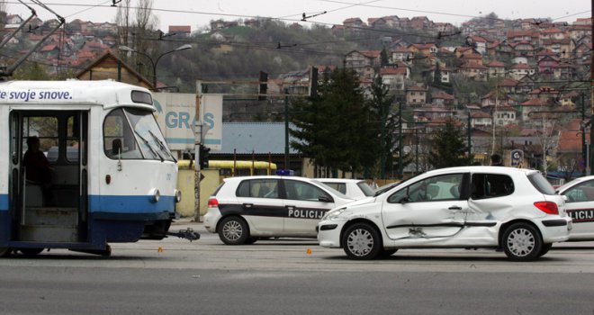 Stižu oštrije sankcije za saobraćajne prekršaje: U zakon će se uvesti definicija 'bahate vožnje'?!