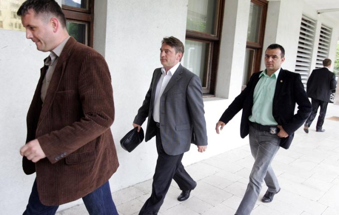 Željko Kom&scaron;ić dolazi na sjednicu Predsjedni&scaron;tva SDP-a/ Foto: DEPO PORTAL