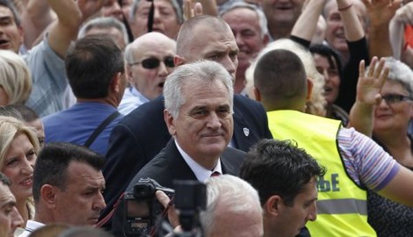 'Zaklinjem se da ću sve svoje snage posvetiti očuvanju suverenosti i celine teritorije Republike Srbije, uključujući i Kosovo i Metoh