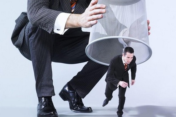 ZORAN JANKOVIĆ ODGOVARA NA REPRESIJU I DISKRIMINACIJU ZORAN JANKOVIĆ ODGOVARA NA REPRESIJU I DISKRIMINACIJU