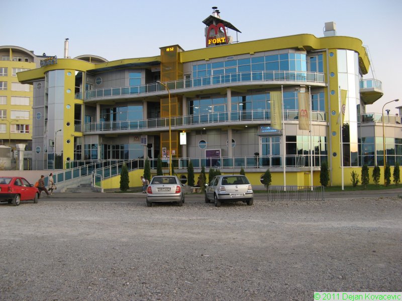 Oko 50 osoba učestvovalo u masovnoj tuči u hotelu 'Fortuna'